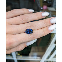 6.62 Ct. Blue Sapphire from Ceylon (Sri Lanka) Life Style