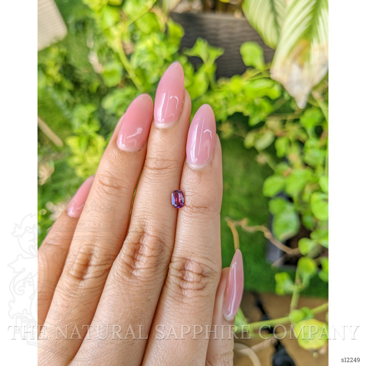 0.49 Ct. Purplish Pink Sapphire from Ceylon (Sri Lanka)