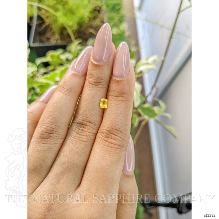 0.48 Ct. Yellow Sapphire from Ceylon (Sri Lanka)