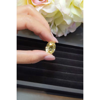 21.49 Ct. Yellow Sapphire from Ceylon (Sri Lanka) Life Style