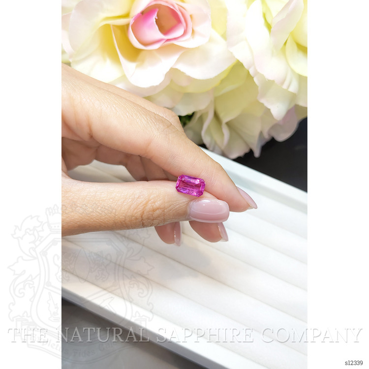 3.48 Ct. Purplish Pink Sapphire from Ceylon (Sri Lanka)