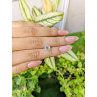 1.40 Ct. White Sapphire from Ceylon (Sri Lanka) Life Style