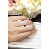 0.58 Ct. Blue Sapphire from Ceylon (Sri Lanka) Life Style