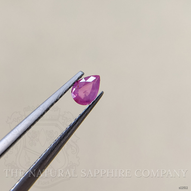 0.27 Ct. Pink Sapphire from Ceylon (Sri Lanka)