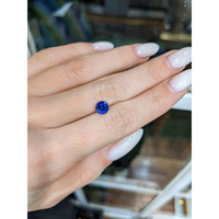 1.25 Ct. Blue Sapphire from Ceylon (Sri Lanka) Life Style