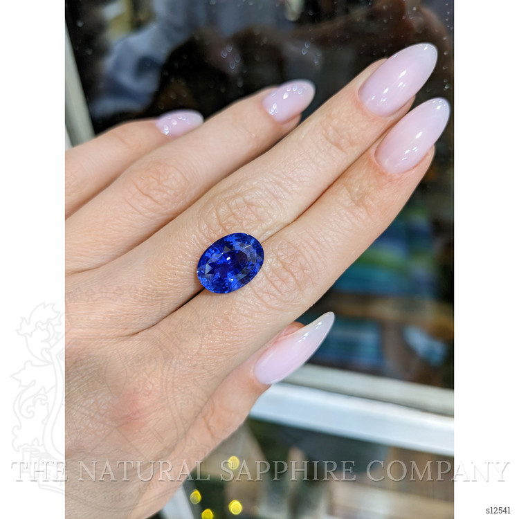 7.42 Ct. Blue Sapphire from Ceylon (Sri Lanka)