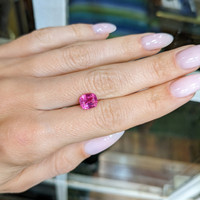 2.63 Ct. Pink Sapphire from Ceylon (Sri Lanka) Life Style