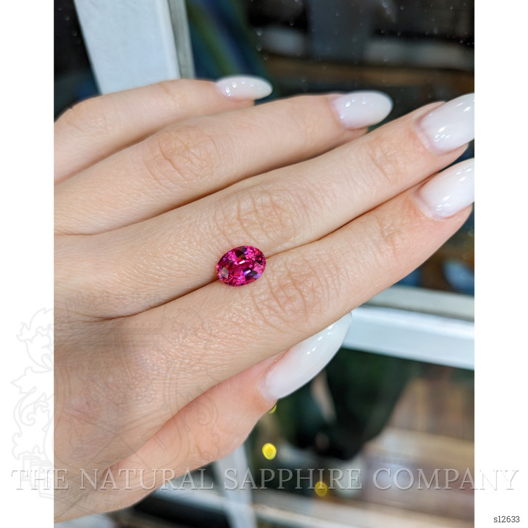 2.28 Ct. Pink Sapphire from Ceylon (Sri Lanka)