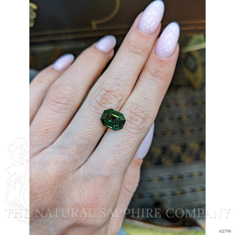 3.26 Ct. Bluish Green Sapphire from Ceylon (Sri Lanka)
