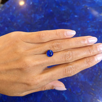 2.80 Ct. Blue Sapphire from Ceylon (Sri Lanka) Life Style