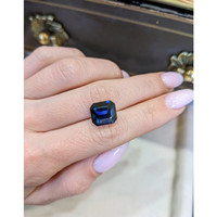 5.82 Ct. Blue Sapphire from Thailand Life Style