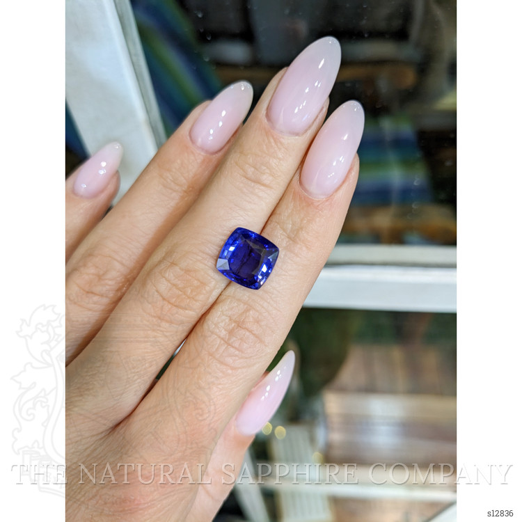 6.32 Ct. Blue Sapphire from Ceylon (Sri Lanka)
