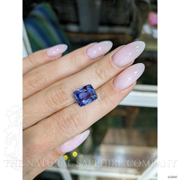 6.63 Ct. Blue Sapphire from Ceylon (Sri Lanka)