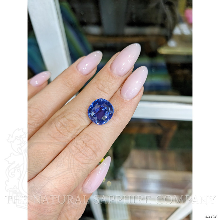 9.64 Ct. Blue Sapphire from Ceylon (Sri Lanka)