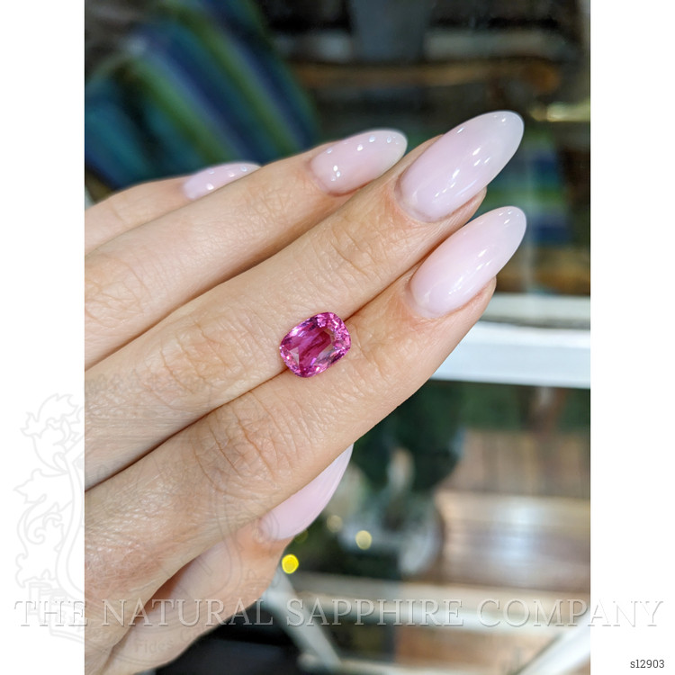 3.01 Ct. Pink Sapphire from Ceylon (Sri Lanka)