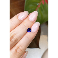 1.03 Ct. Blue Sapphire from Ceylon (Sri Lanka) Life Style