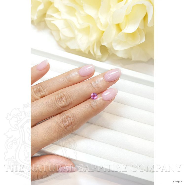 0.67 Ct. Pink Sapphire from Ceylon (Sri Lanka)