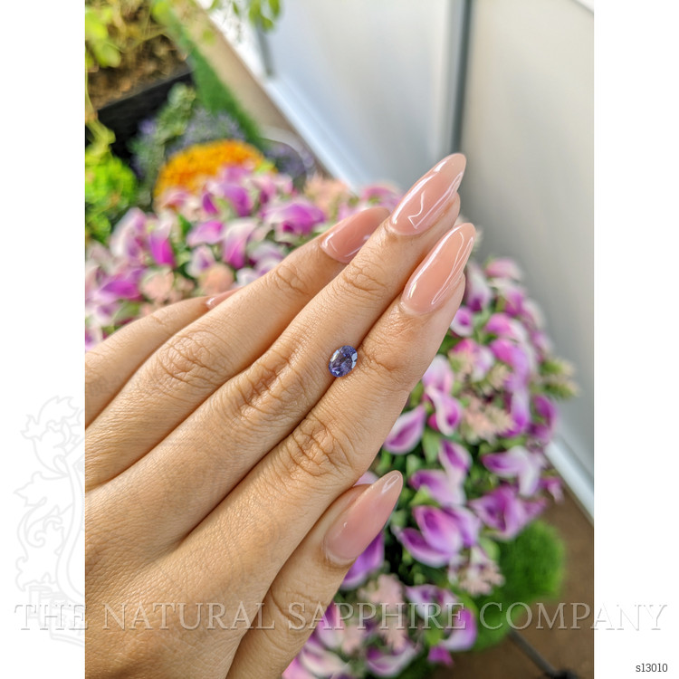 0.98 Ct. Violet Sapphire from Ceylon (Sri Lanka)