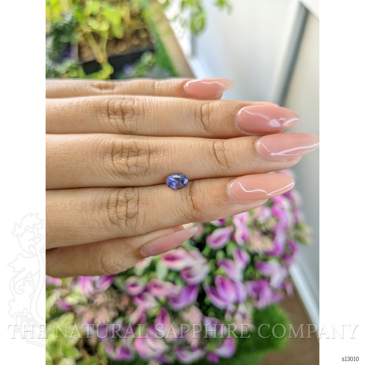 0.98 Ct. Violet Sapphire from Ceylon (Sri Lanka)