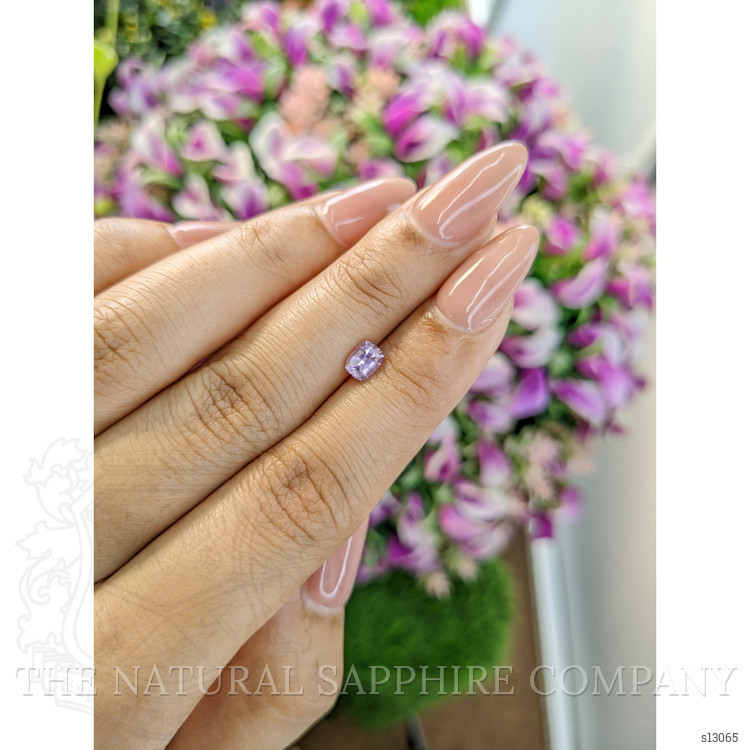 0.67 Ct. Pink Sapphire from Ceylon (Sri Lanka)