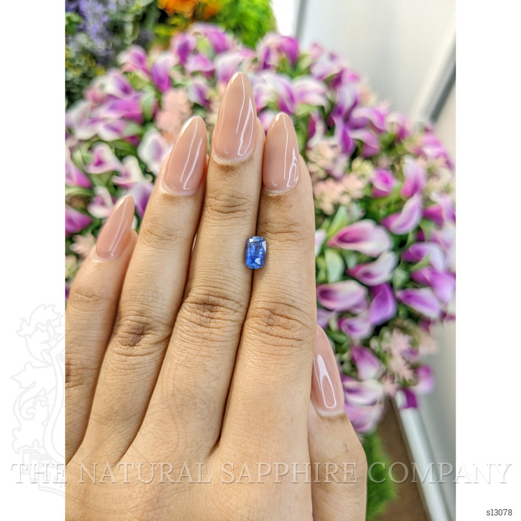1.23 Ct. Bi Color Sapphire from Ceylon (Sri Lanka)