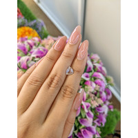 1.27 Ct. Bi Color Sapphire from Ceylon (Sri Lanka) Life Style