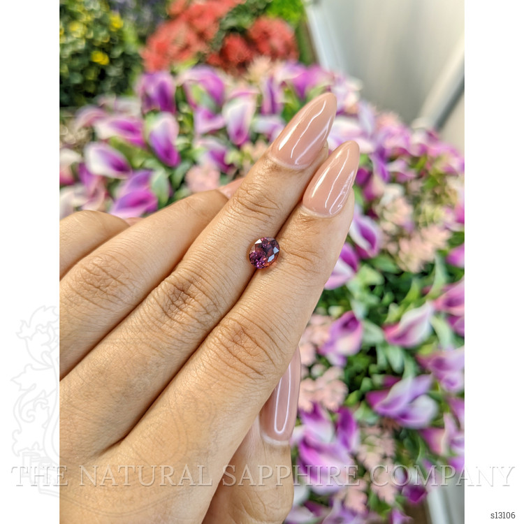 1.52 Ct. Bi Color Sapphire from Ceylon (Sri Lanka)