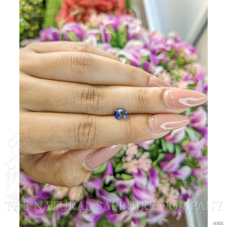 0.98 Ct. Bi Color Sapphire from Ceylon (Sri Lanka)