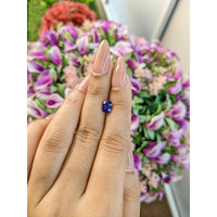 1.54 Ct. Bi Color Sapphire from Ceylon (Sri Lanka) Life Style