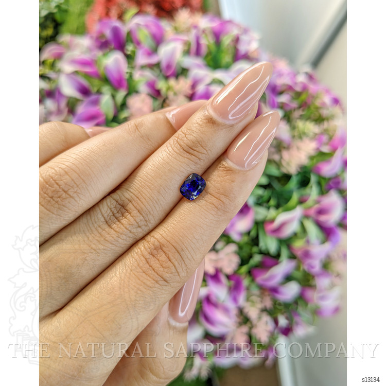 1.54 Ct. Bi Color Sapphire from Ceylon (Sri Lanka)