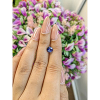 1.61 Ct. Bi Color Sapphire from Ceylon (Sri Lanka) Life Style