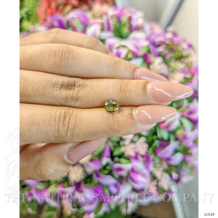 1.71 Ct. Bi Color Sapphire from Ceylon (Sri Lanka)