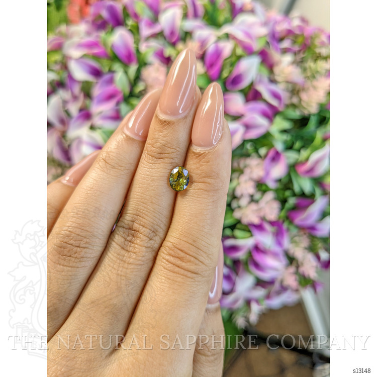 1.71 Ct. Bi Color Sapphire from Ceylon (Sri Lanka)