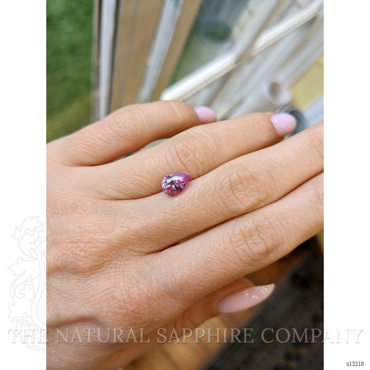 1.63 Ct. Pink Sapphire from Ceylon (Sri Lanka)