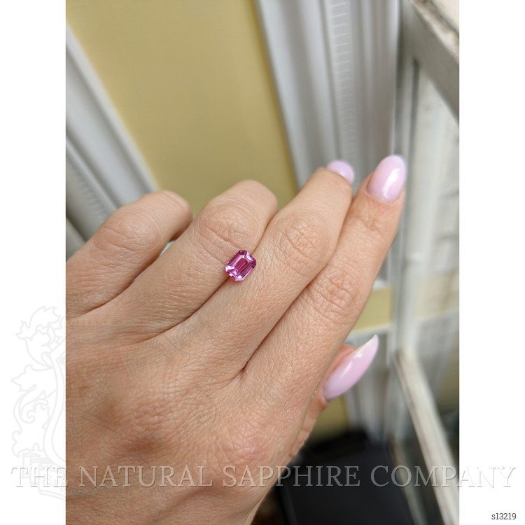 1.03 Ct. Pink Sapphire from Ceylon (Sri Lanka)