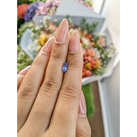 1.00 Ct. Blue Sapphire from Ceylon (Sri Lanka) Life Style