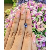 2.03 Ct. Bi Color Sapphire from Ceylon (Sri Lanka) Life Style