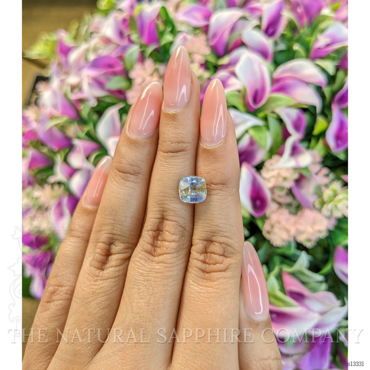 2.76 Ct. Bi Color Sapphire from Ceylon (Sri Lanka)