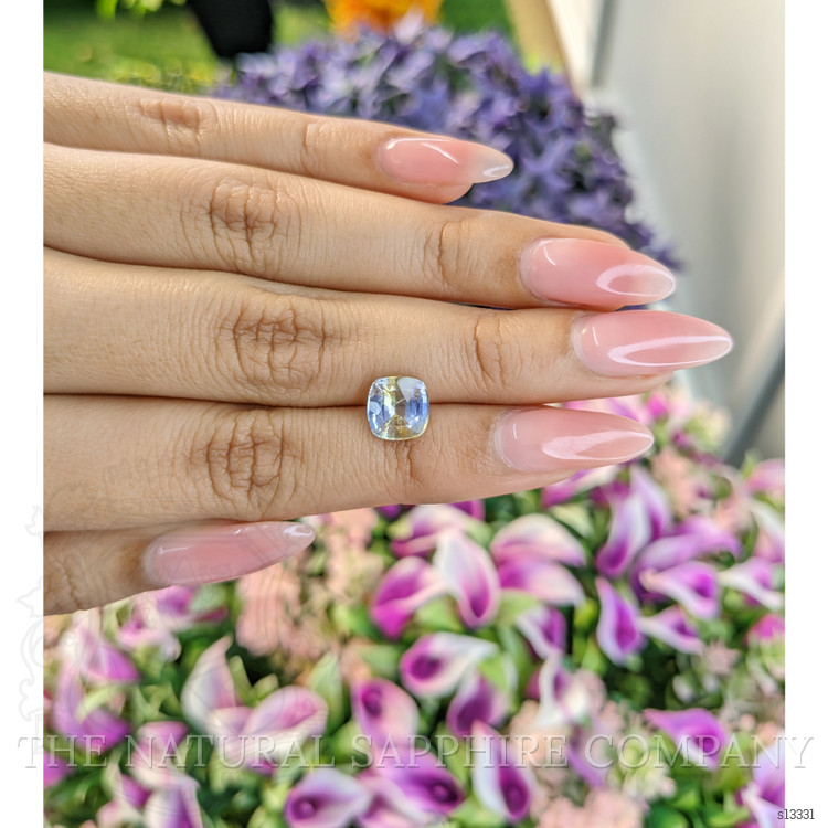 2.76 Ct. Bi Color Sapphire from Ceylon (Sri Lanka)