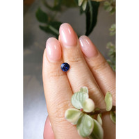 0.86 Ct. Blue Sapphire from Ceylon (Sri Lanka) Life Style