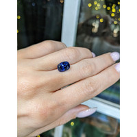 3.43 Ct. Blue Sapphire from Ceylon (Sri Lanka) Life Style