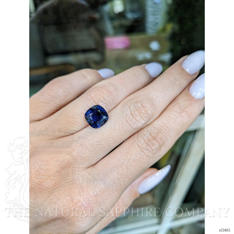 4.16 Ct. Blue Sapphire from Ceylon (Sri Lanka)