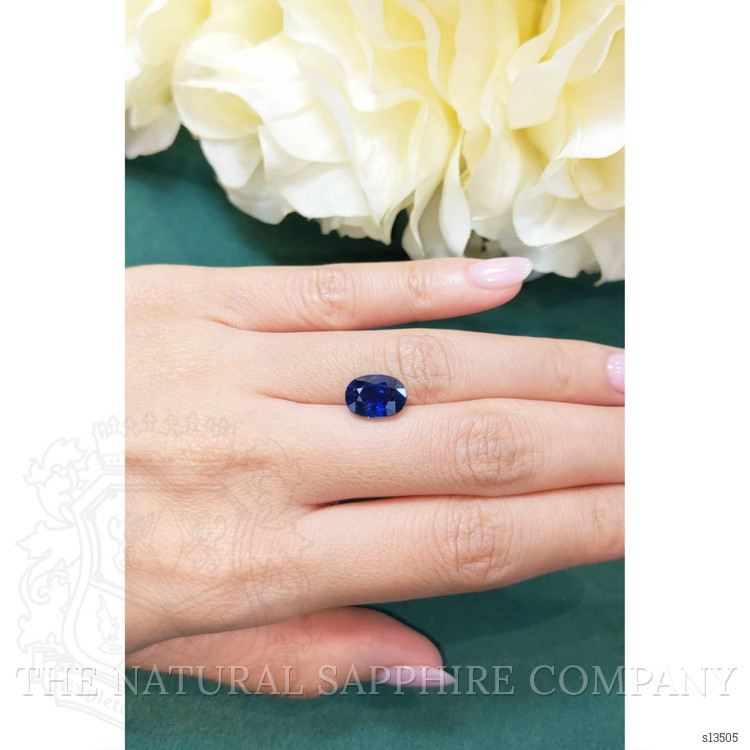 4.31 Ct. Blue Sapphire from Ceylon (Sri Lanka)