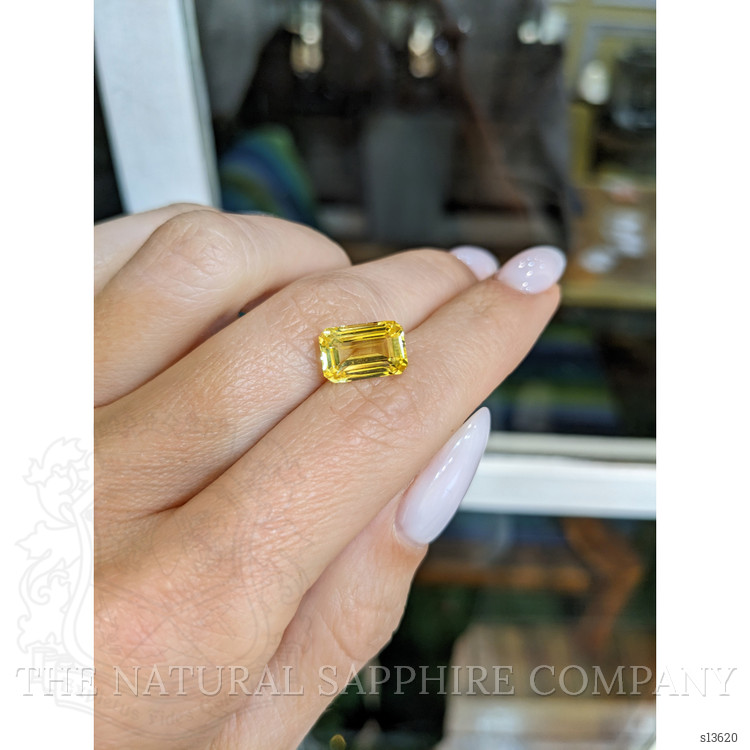 4.55 Ct. Yellow Sapphire from Ceylon (Sri Lanka)