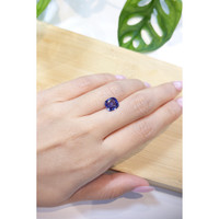 2.32 Ct. Blue Sapphire from Ceylon (Sri Lanka) Life Style