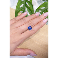 2.58 Ct. Blue Sapphire from Ceylon (Sri Lanka) Life Style