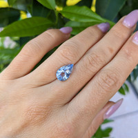 3.52 Ct. Blue Sapphire from Ceylon (Sri Lanka) Life Style