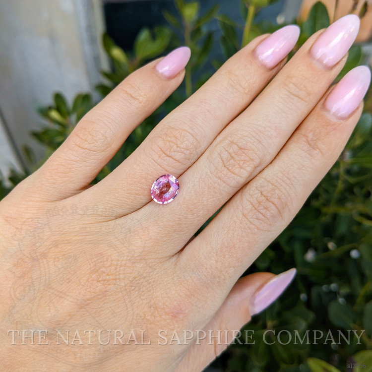 1.82 Ct. Pink Sapphire from Ceylon (Sri Lanka)