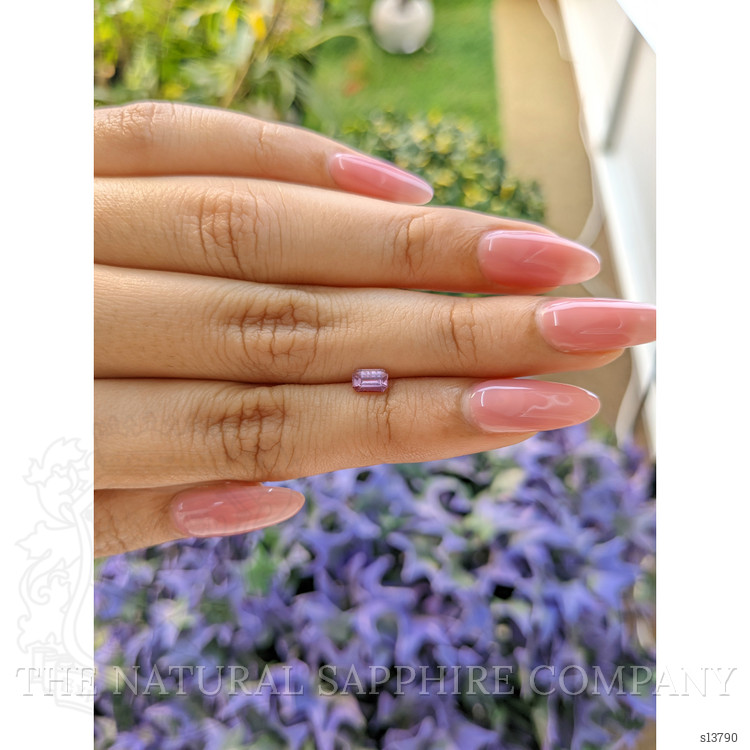 0.49 Ct. Pink Sapphire from Ceylon (Sri Lanka)