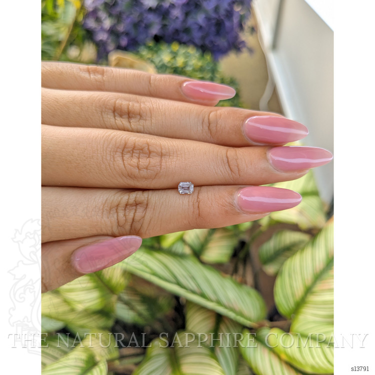 0.40 Ct. Pink Sapphire from Ceylon (Sri Lanka)